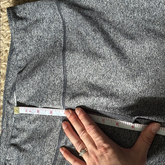 Victoria's Secret Gray Capris - Picture 7 of 9